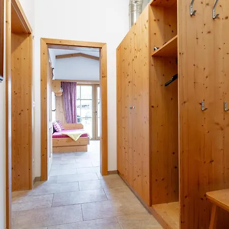 Schneeberghuette 度假居 蒂尔塞