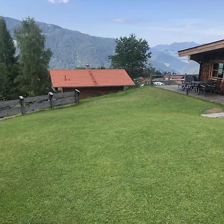 度假居 Schneeberghuette 蒂尔塞